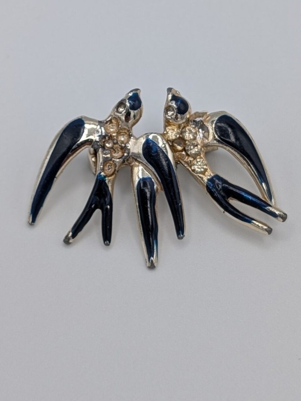 VTG Mid Century Navy Blue Enamel Double Bird Swallow Pin Brooch Coquette Indie